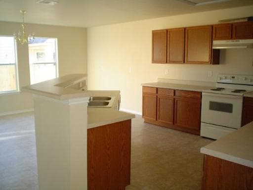 2 Bedford Bay — photo 7